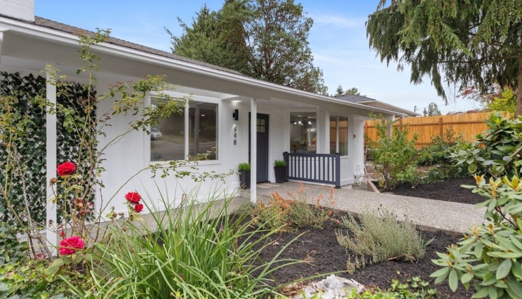 Touting Tours of Median Priced&nbsp;Homes