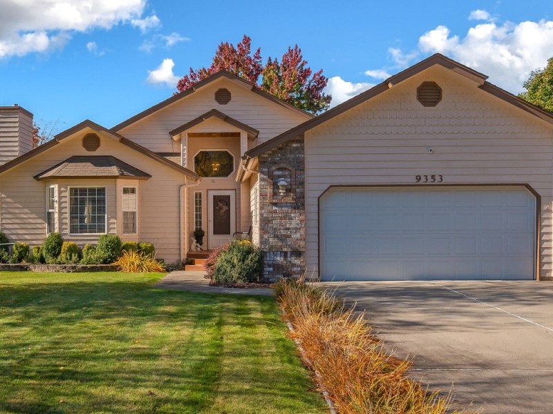 Touting Tours of Median Priced&nbsp;Homes