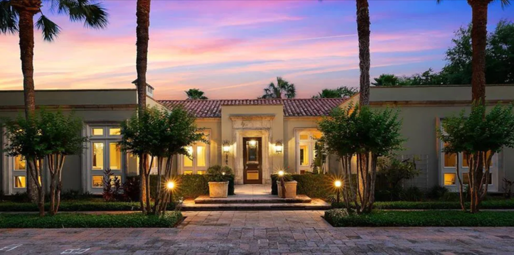 Two Cities, Two Lifestyles: Exploring Million-Dollar Luxury Homes Across&nbsp;America