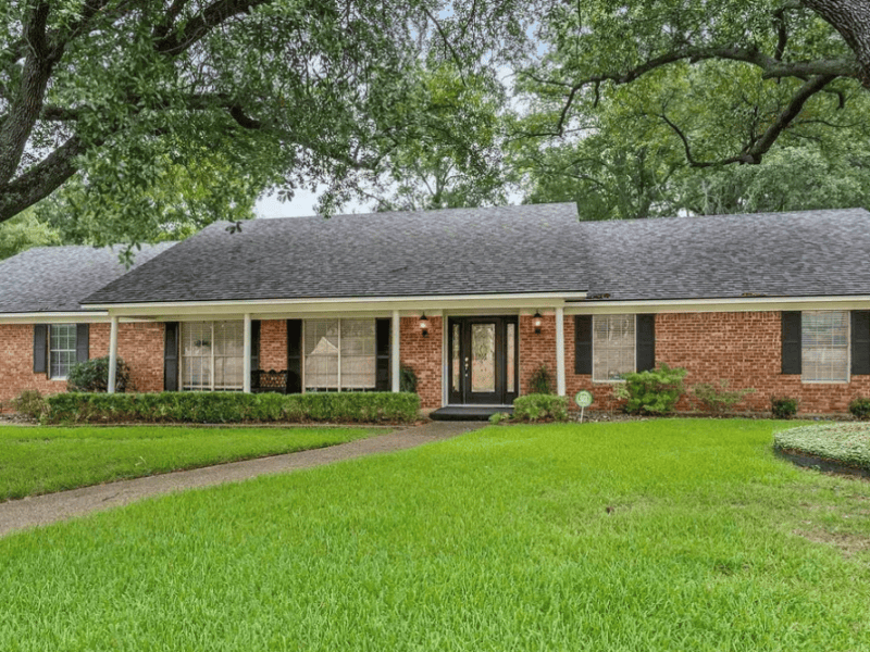 What Buyers Should Know: A Look at Entry-Level, Median, and Luxury Homes Across Four Markets– East Texas, Haymarket VA, Olympia WA, Bakersfield&nbsp;CA
